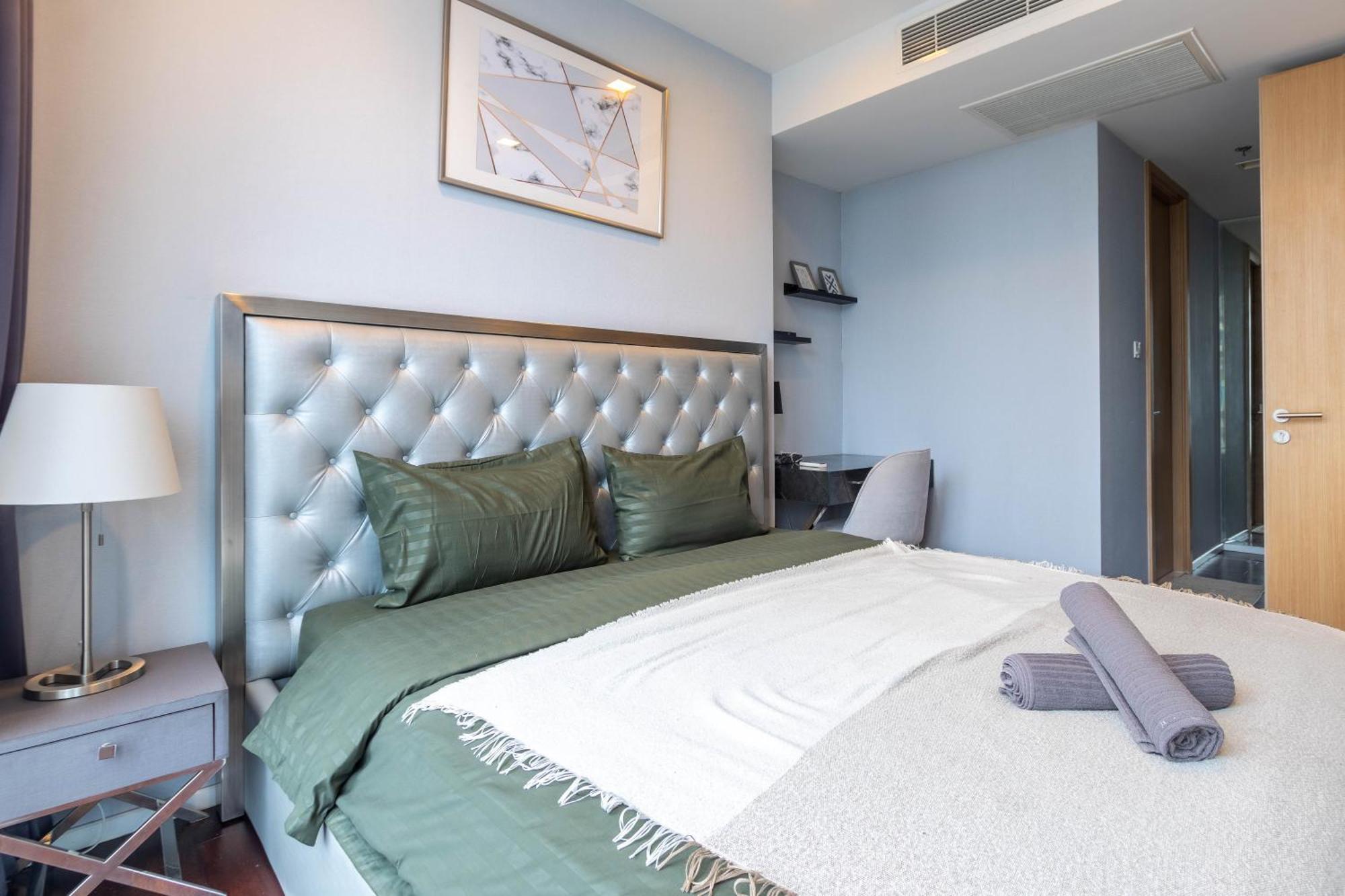 Hyde Sukhumvit 11 Branded Suites Bangkok Exterior foto